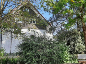 Oak Comfortable Holiday Residence